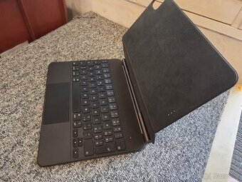 Apple Magic Keyboard pro iPad Pro 11" / Air CZ