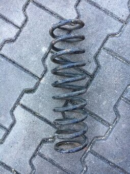 Pružina zadní nápravy Škoda Felicia