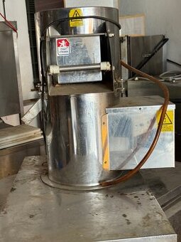 Škrabka na brambory profi