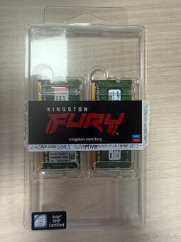 2× 4 GB DDR3 SO-DIMM 1600 MHz (PC3-12800) – Samsung + Kingst