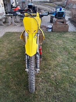 Suzuki rmz 450