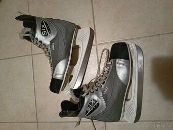 Lední brusle vel 43