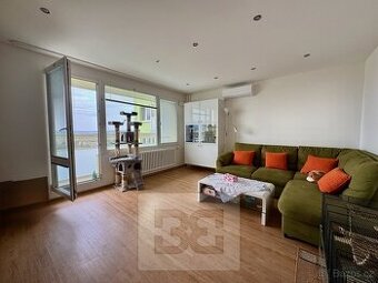 Krásný, zrekonstruovaný byt 3+1 (73m2) v Líšni, ulice Elplov