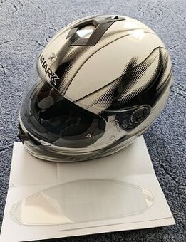 Helma Shark S600