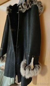 Dámský kožený kabát
