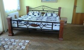 Prodám postel s madracemi výroba SRN