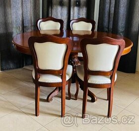 Prodám italský stylový jídelní stůl se židlemi - 1