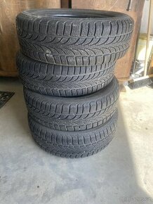 Zmní pneu NOKIAN 195/66 R15 - 1