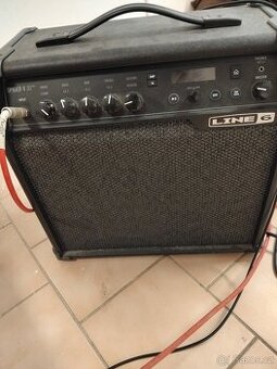 Spuier stratokaster + kombo LINE 6