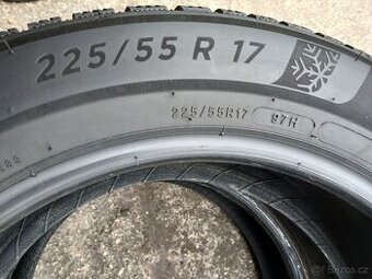 zimní pneu 225/55 r17 - 1
