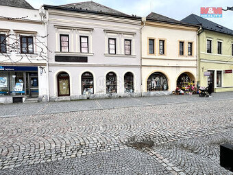 Prodej rodinného domu, 600 m², Bruntál, ul. nám. Míru