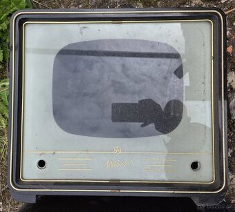 Tesla - Mánes TV