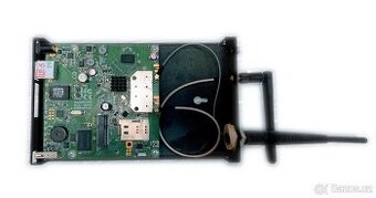 Router Miktorik RB912UAG-5HPnD