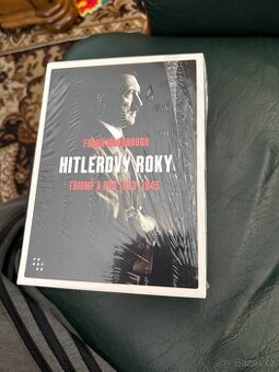 Hitlerovy roky: Triumf a pád 1933-1945, nové nerozbalené.