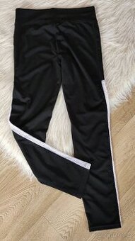 Legíny
Vel - XL (spíše M/L)
- 1