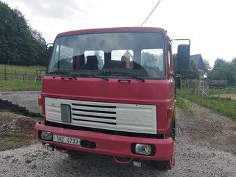 Liaz hákový nosič kontejnerů