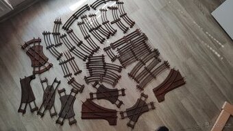 Koleje, výhybky, křížení - Merkur i jiné. - 1
