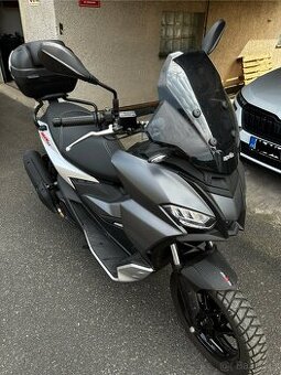 Aprilia SR GT 125