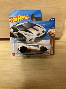 HW Lamborghini Huracán Sterrato