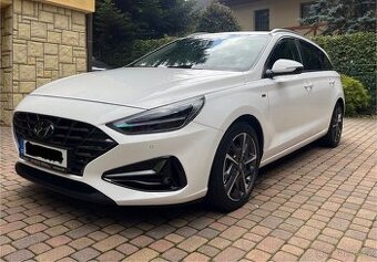 Hyundai i30 Kombi 1.5 T-GDi MHEV DCT Style, 117 kW, r. 2022