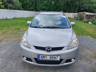 Mazda 5. Benzin 1,8 na náhradní díly.