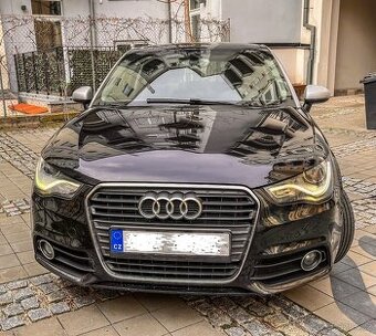 AUDI A1 r. 2010 - na náhradní díly