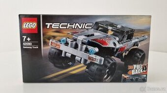 LEGO Technic Útěk v teréňáku 42090 - 1