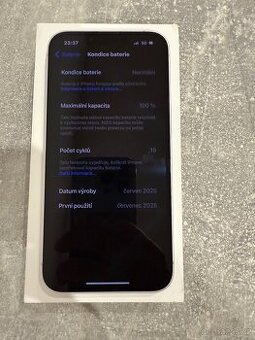 iPhone 16e 128GB white