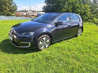 Vw e-golf 85kw, 81.000km DPH ,LED světla