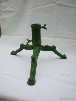 Stojánek na vánoční stromeček