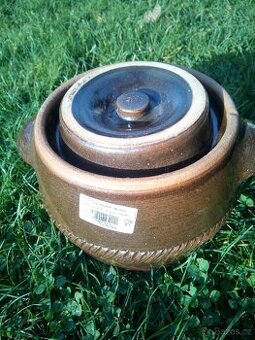 Prodám 5litrový soudek na kysané zelí-lokalita Holice v č.