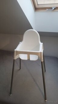 2x detska zidlicka Ikea Antilop + 2x detske lehatko