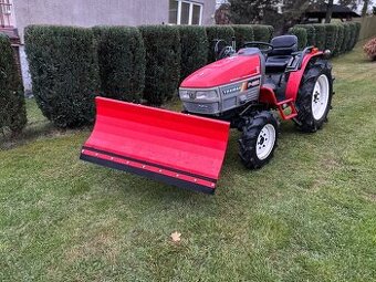 Přední hydraulický pluh na malotraktor 1,5m