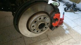 Brzdy 312mm, třmeny, golf 5, oct 2, držáky, GTi