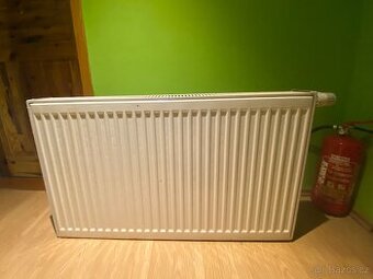 Radiátor s termo hlavicí
