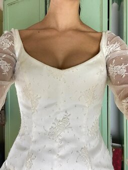 Nové ivory luxusní hedvábné krajkové svatební plesové šaty