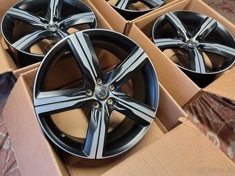 Originální alu kola Volvo R19"