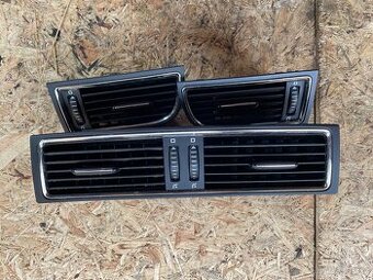 Výdechy Škoda Superb 2