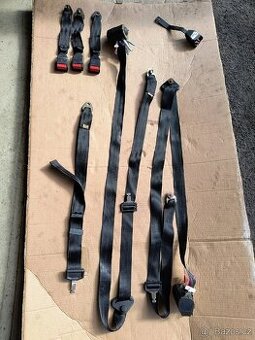 Zadní pásy Škoda 105 120 130 Moravan