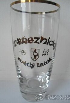 Pivní sklo, půllitr, třetinka, cedule, pivovar, pivní.