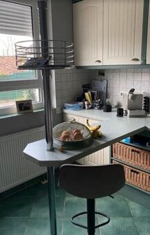 Venkovská linka s barem a spotřebiči,6587