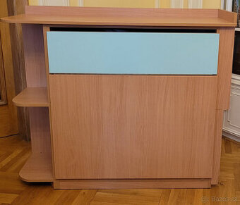 Velký peřiňák (vyrobeno na míru) + úložné schůdky