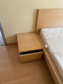 Ikea Malm dvojlůžko 160 x 200 , 2 noční stolky