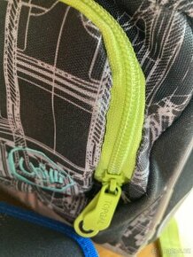 Školní batoh Topgal s penálem a pastelkami