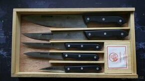 Sada švýcarských kuchyňských nožů