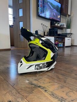 Motocrossová helma acerbis carbon