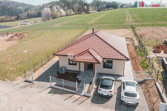 Prodej rodinného domu 4+KK, Libež, okr. Benešov - 1