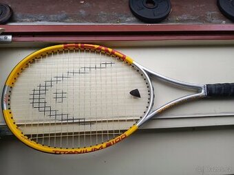Tenisova raketa head