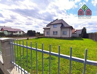 Rodinný dům se zahradou, 4+2 (5+1), pozemek 2565 m2, přístav