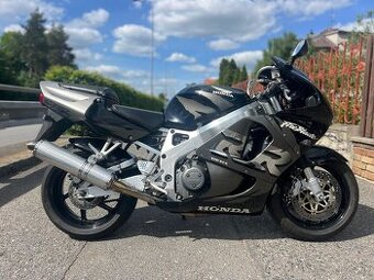 Honda cbr 900 rr Fireblade sc33 facelift